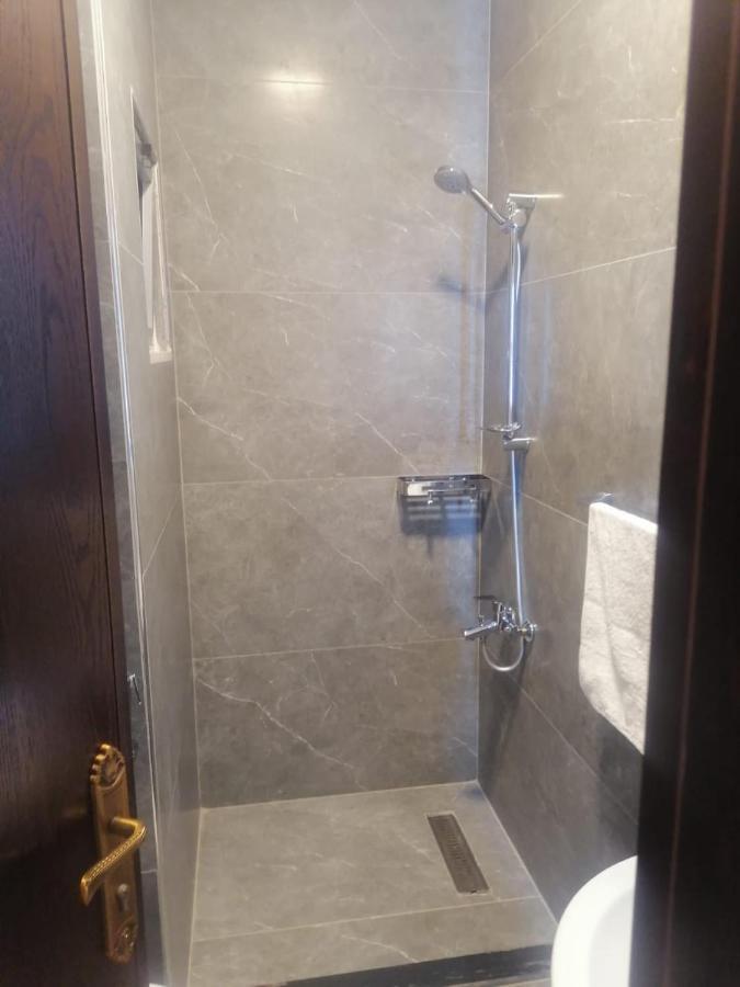 Al-Ahlam Hotel Apartments Акаба Екстер'єр фото