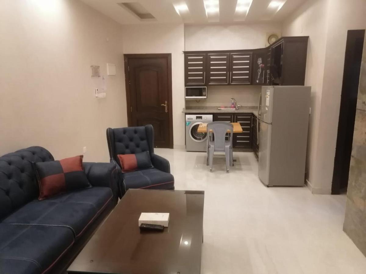 Al-Ahlam Hotel Apartments Акаба Екстер'єр фото