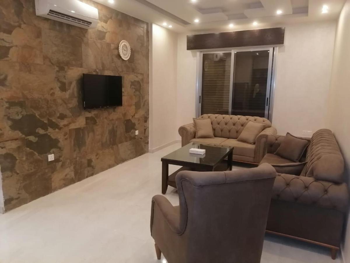 Al-Ahlam Hotel Apartments Акаба Екстер'єр фото