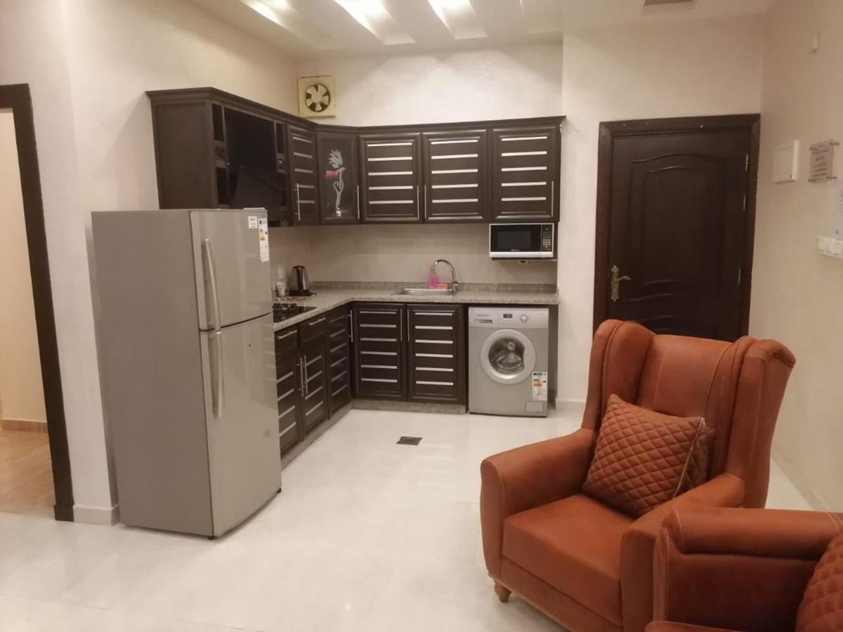 Al-Ahlam Hotel Apartments Акаба Екстер'єр фото